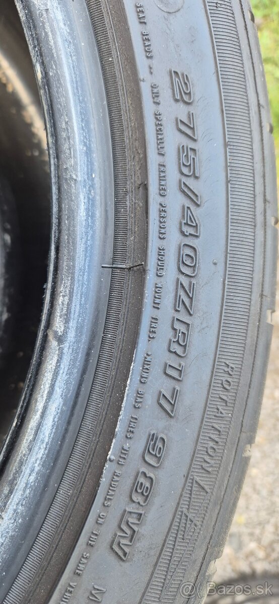 275/40R17 - 4