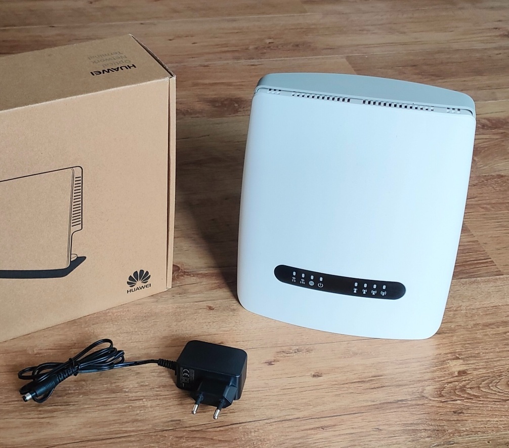 LTE 4G router o2 ZTE WF831 na SIM kartu - 4