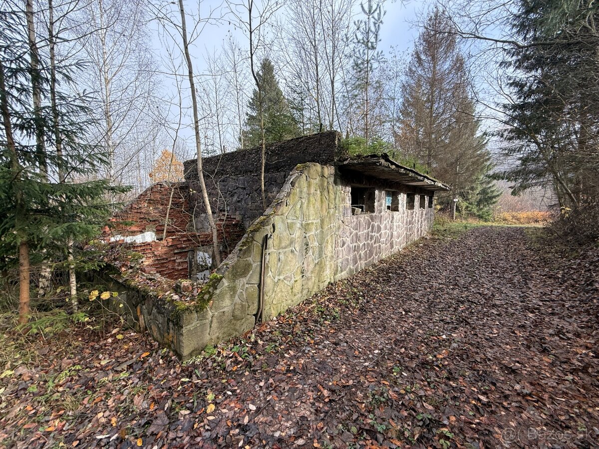 Stavebný pozemok s troma chatami – Dierová, Kráľovany - 4