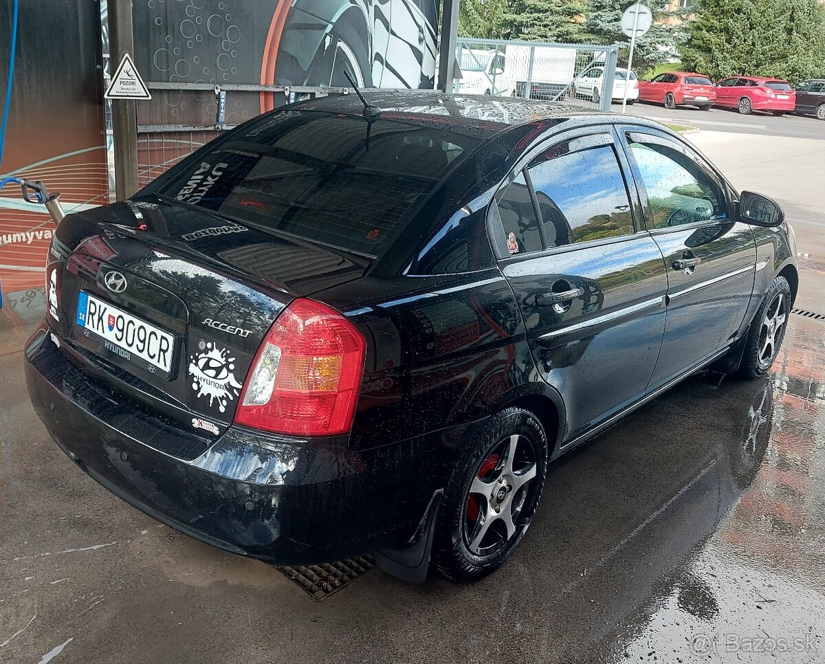 Hyundai accent 1.4 16v - 4