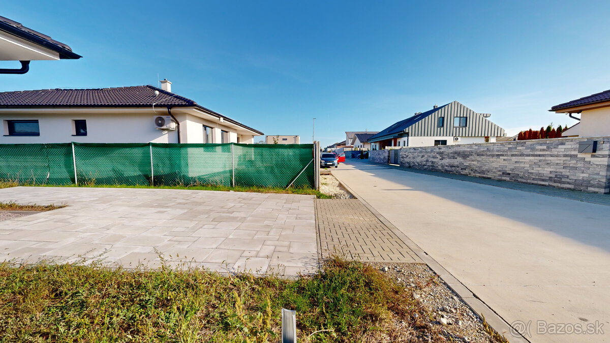 NOVOSTAVBY NOVÉ ZÁMKY - Pekné 4.izb.rodinné domy typu bungal - 4