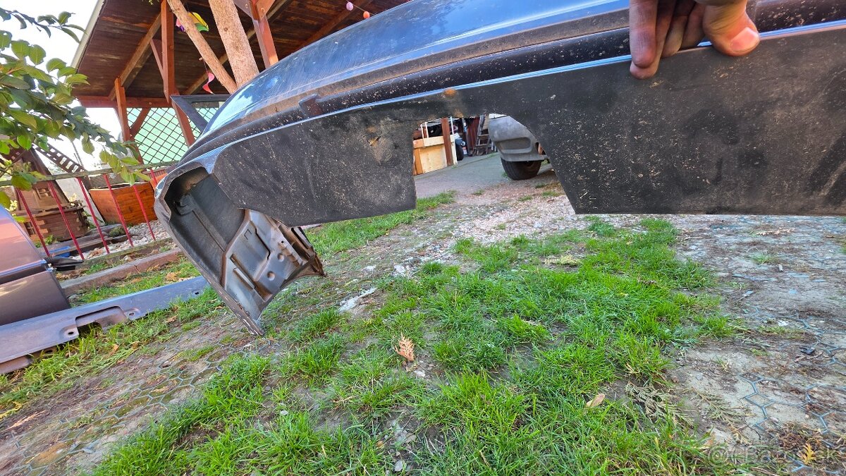 BMW E46 Touring facelift zadný nárazník, prahy - 4