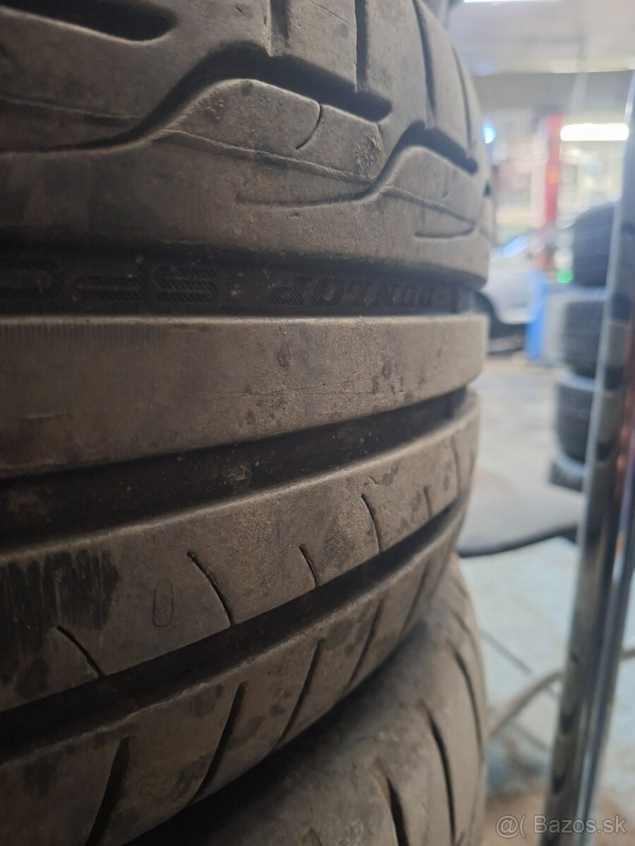 225/45 r18 - 4