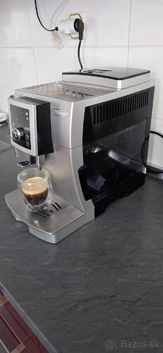 Kávovar Delongi - 4