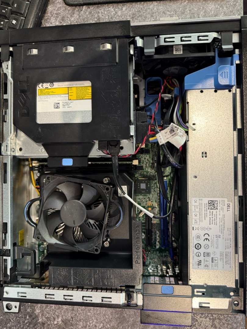 Počítač Dell OptiPlex 9020 – i5-4570 / LINUX MINT / 250G SSD - 4