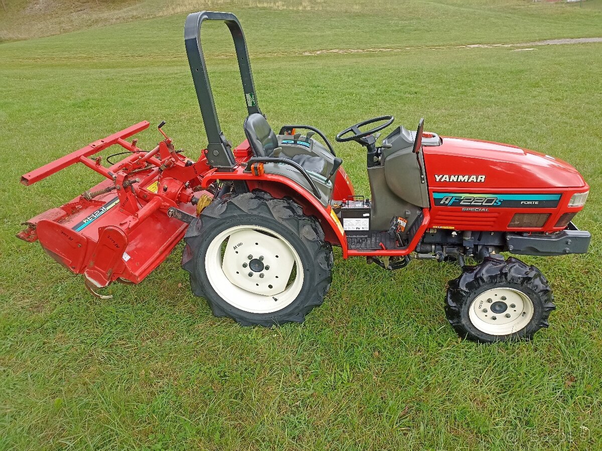 Yanmar AF220 f 4x4 22koni - 4