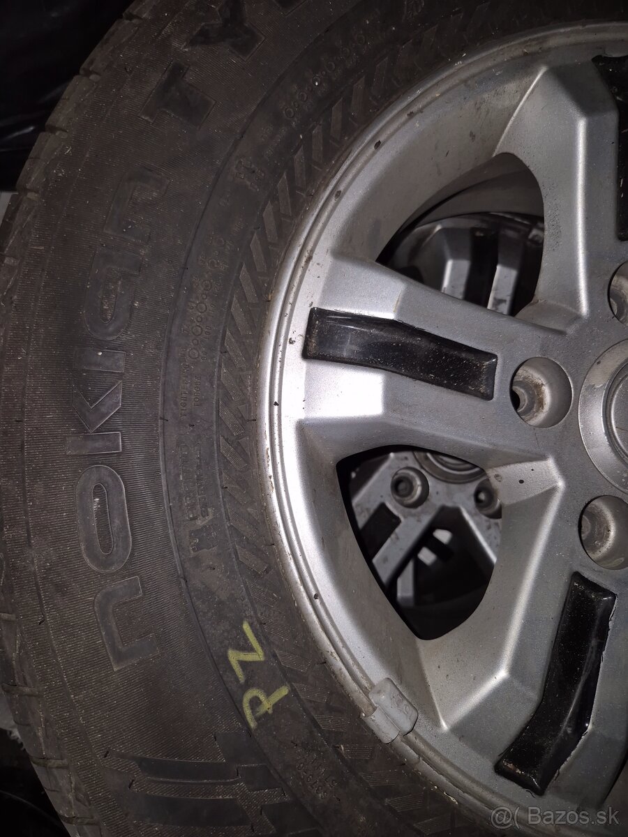 Kia Sorento Mitsubishi pajero - 4