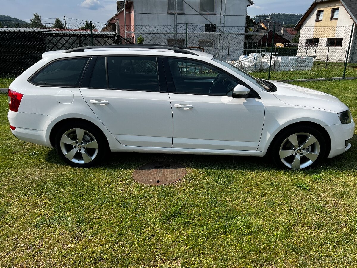Škoda Octavia kombi 1.6TDi ELEGANCE ALU - 4