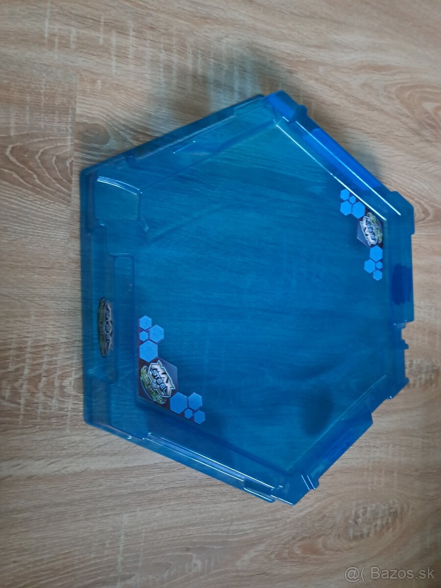 Beyblade Metal (súčiastky, launchery + aréna) - 4