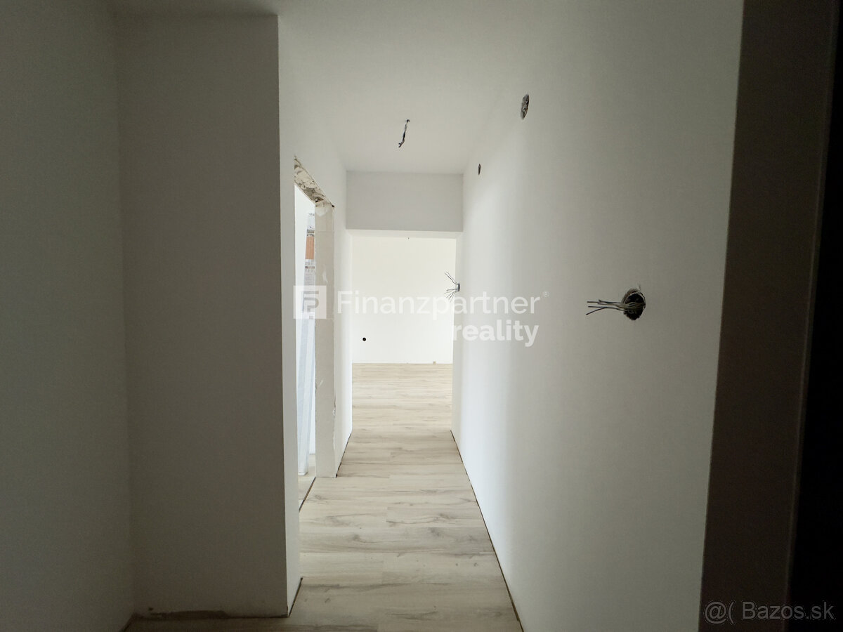 Na predaj 3-izbový byt po kompletnej rekonštrukcií - 4