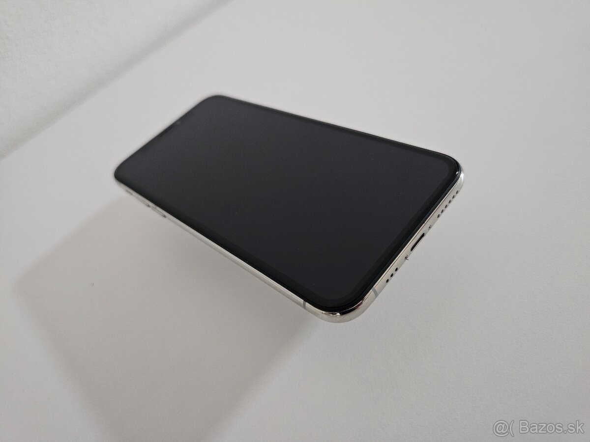 Apple iPhone Xs 100% batéria - 4