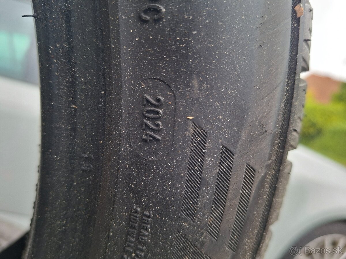 235/50/19 zimné austone - 4