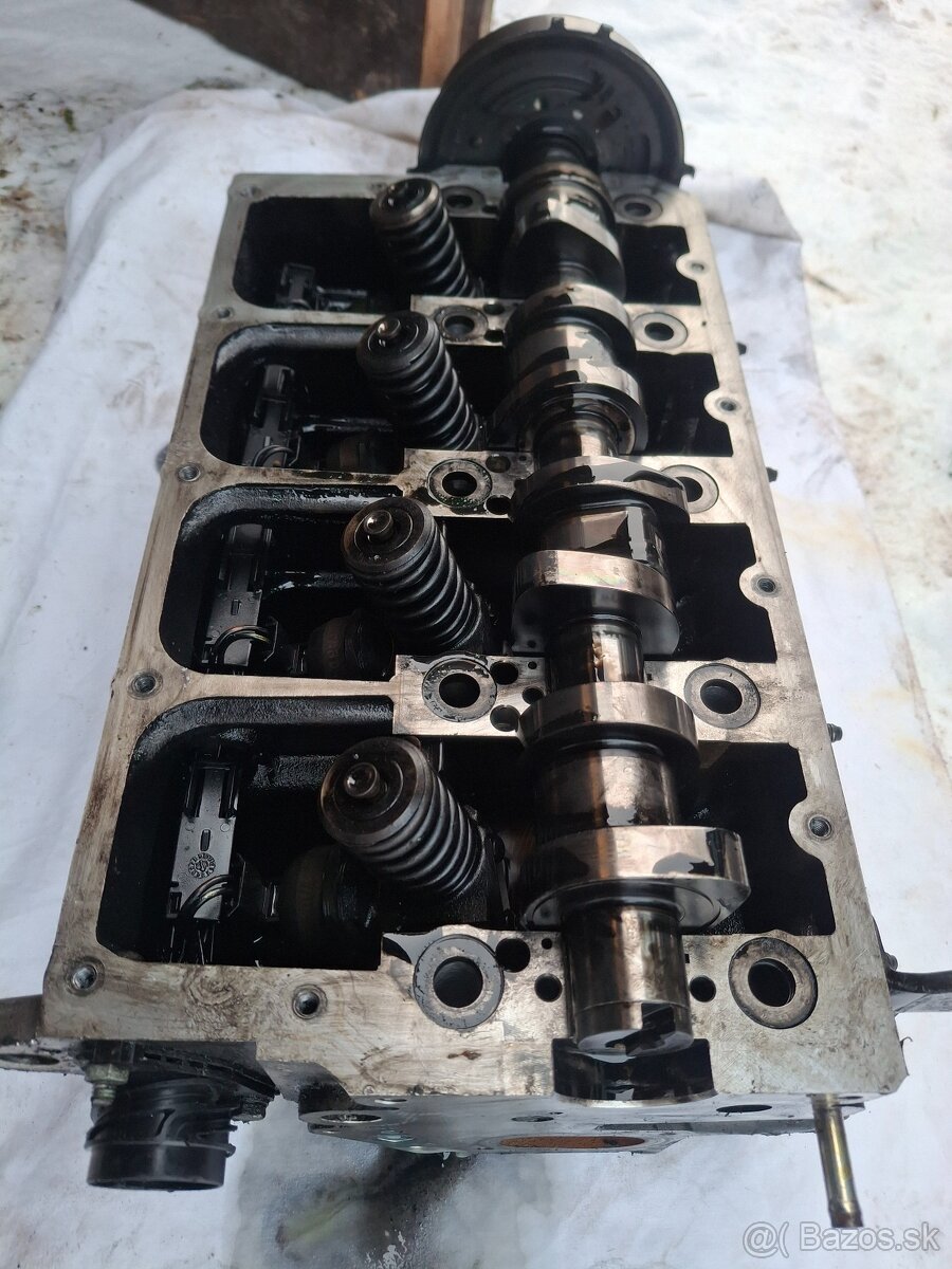 Hlava motora + Vstrekovače PD 1.9tdi 85kw - 4