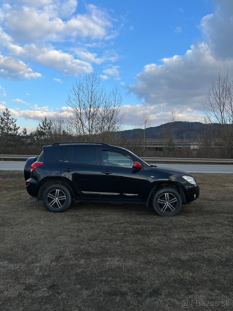 Toyota Rav 4 - 4