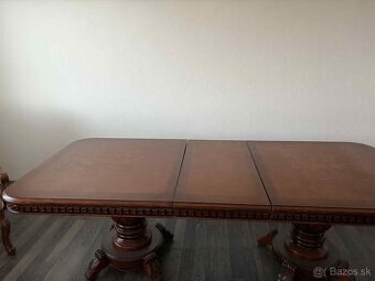 Predám mohutný stol + stoličky k nemu - 4