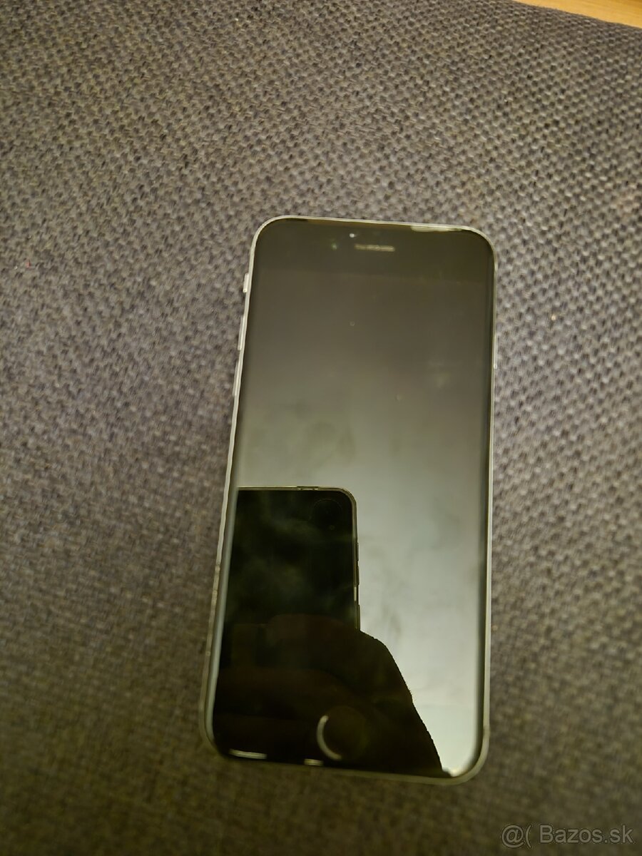 iPhone 6 Space Gray 16 GB - 4