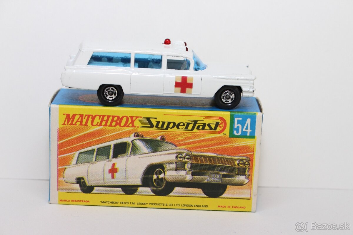 Matchbox SF Cadillac ambulance - 4