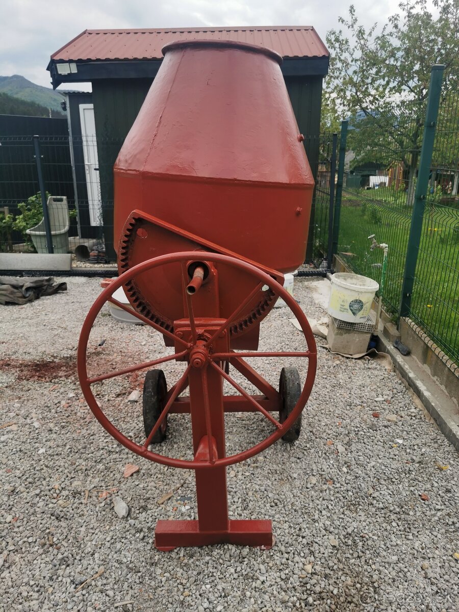 Predám stavebnú miešačku - 4