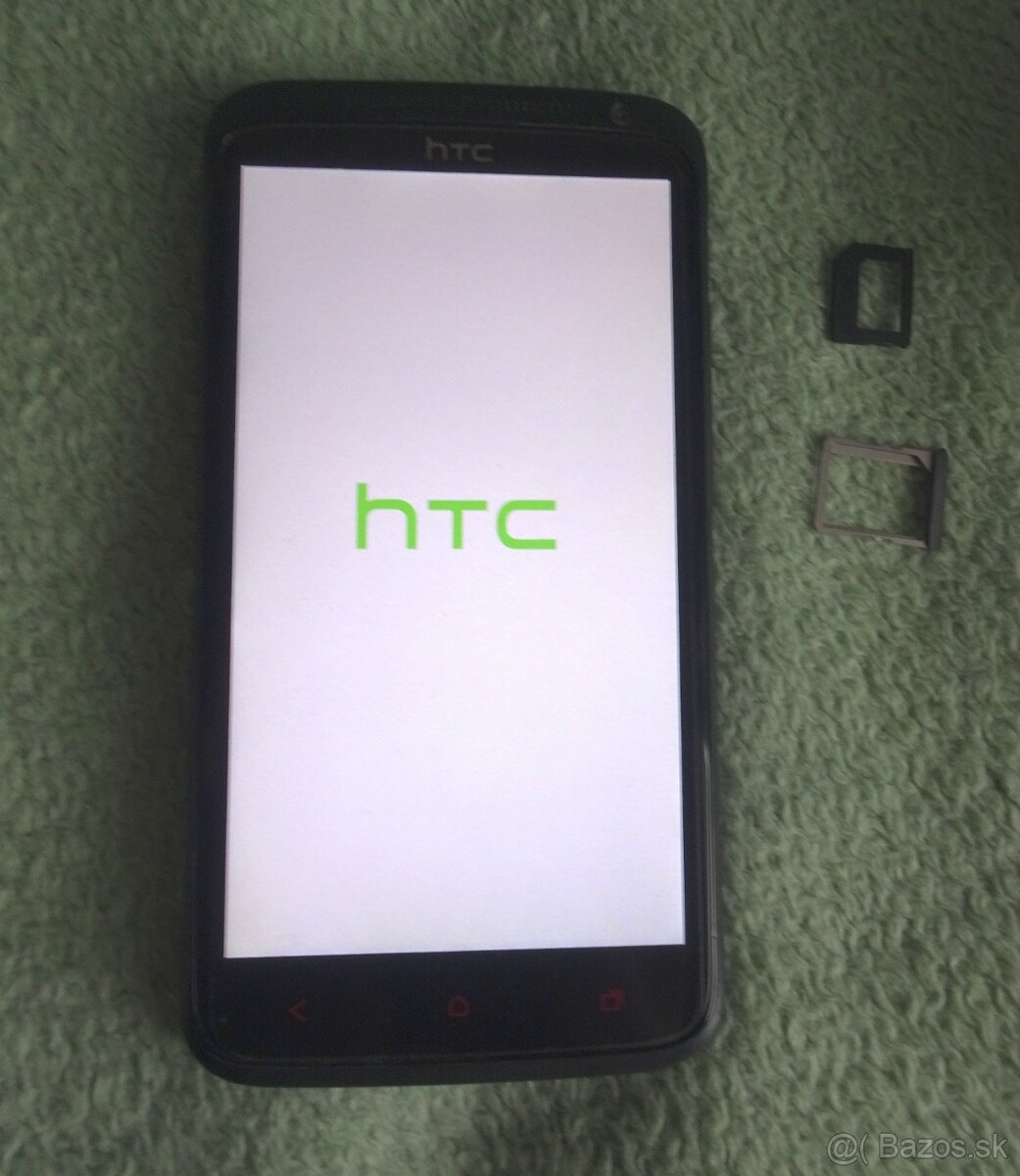 Predám smartpfone HTC ONE-X+ s nabíjačkou. - 4