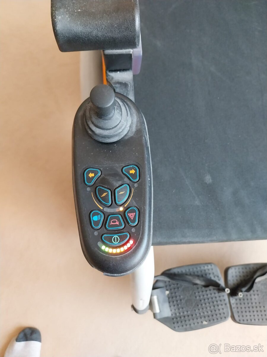 el. invalidný vozík - 4