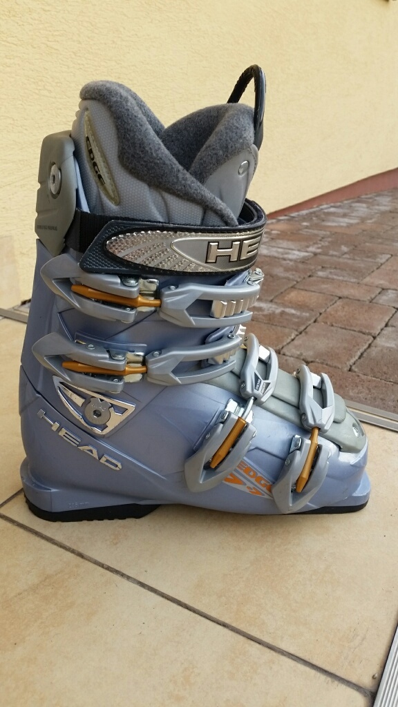 Lyže. lyžiarky, prilba - 4