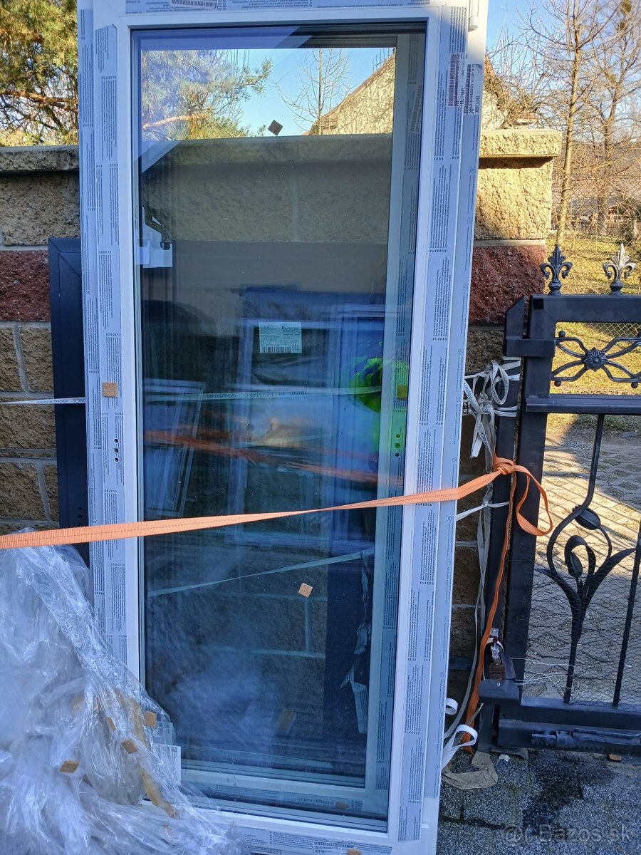 Okno plastové - 4