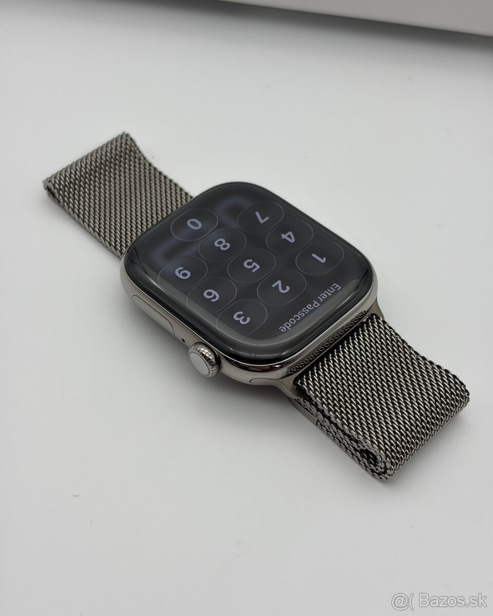 Apple Watch 11 46mm Natural Titanium (Cellular) - 4