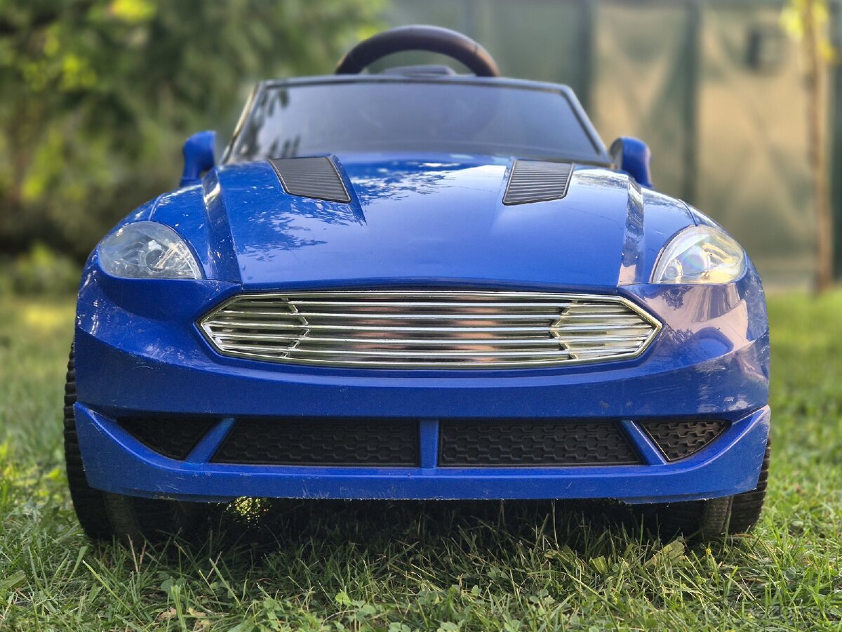 Predám detské elektrické autíčko Evo 🚗⚡ - 4