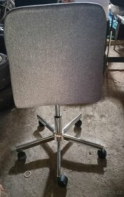 Kancelárska stolička - 4