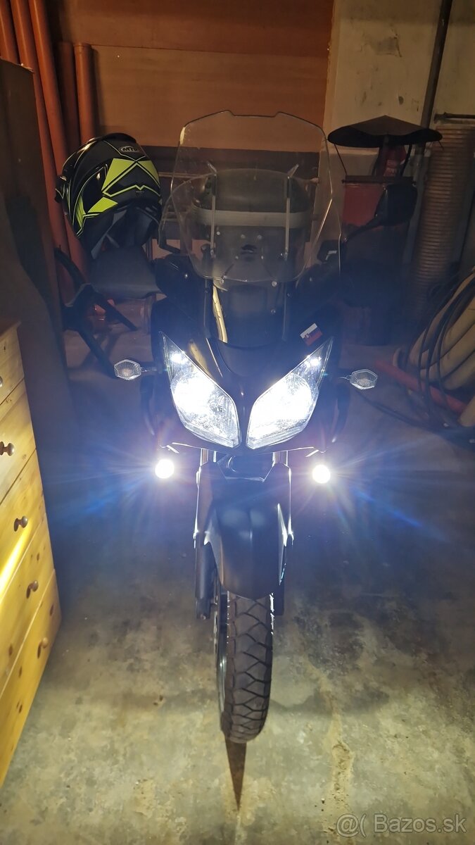 Suzuki DL650 V-strom - 4