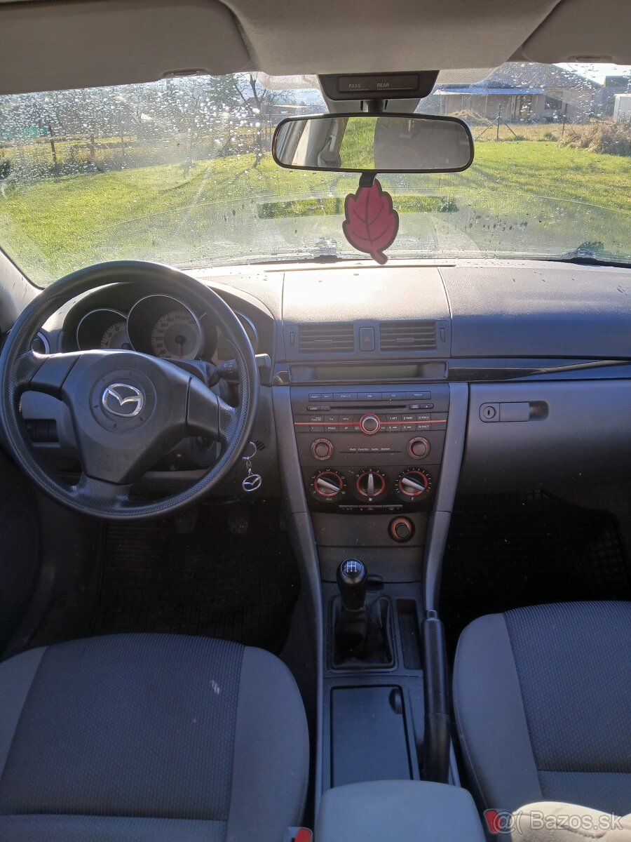 Mazda 3 - 4