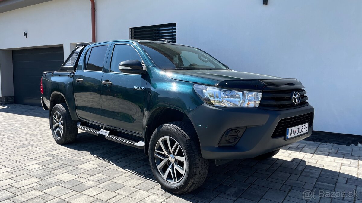 TOYOTA HILUX — NA PREDAJ / NA SPLÁTKY