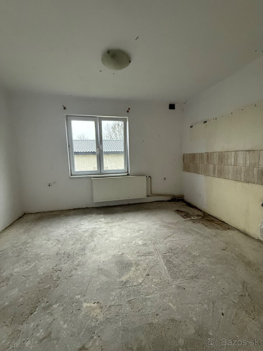 Rodinný dom na predaj – Lastomír - 4