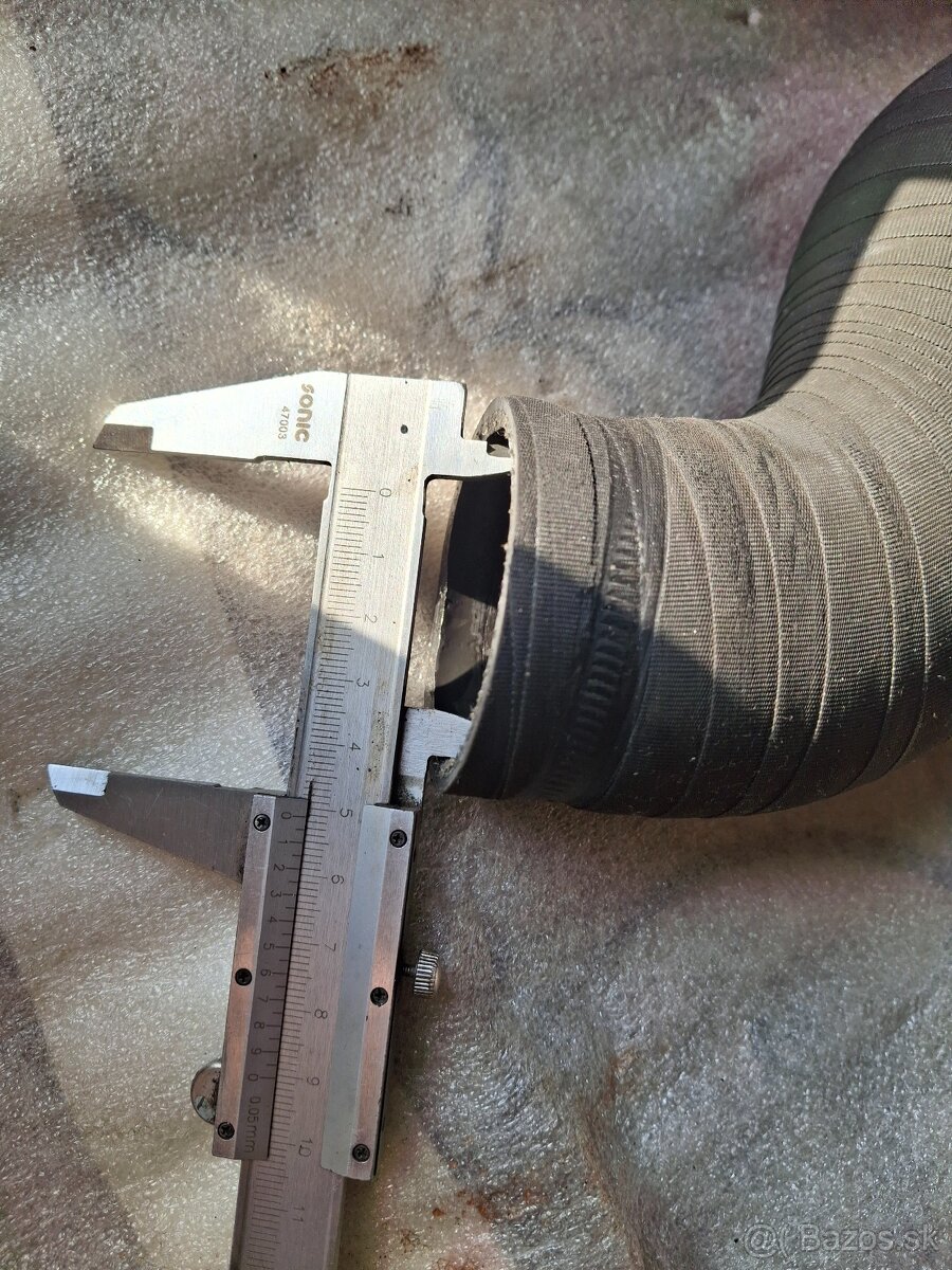 Td5 spodna hadica k intercooleru - 4