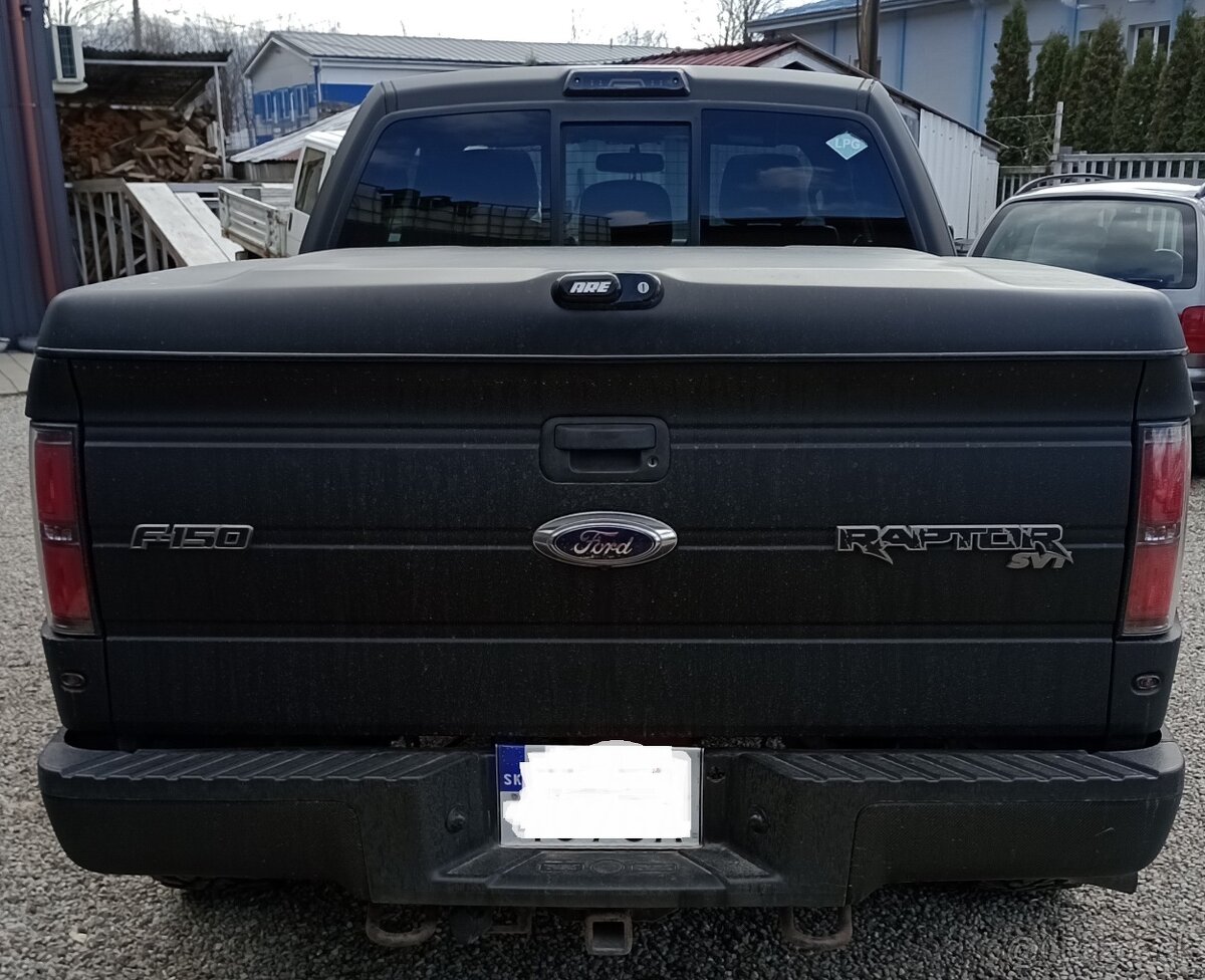 Ford Raptor F150 6,2 304kW, automat r.v.2011 benzín+LPG