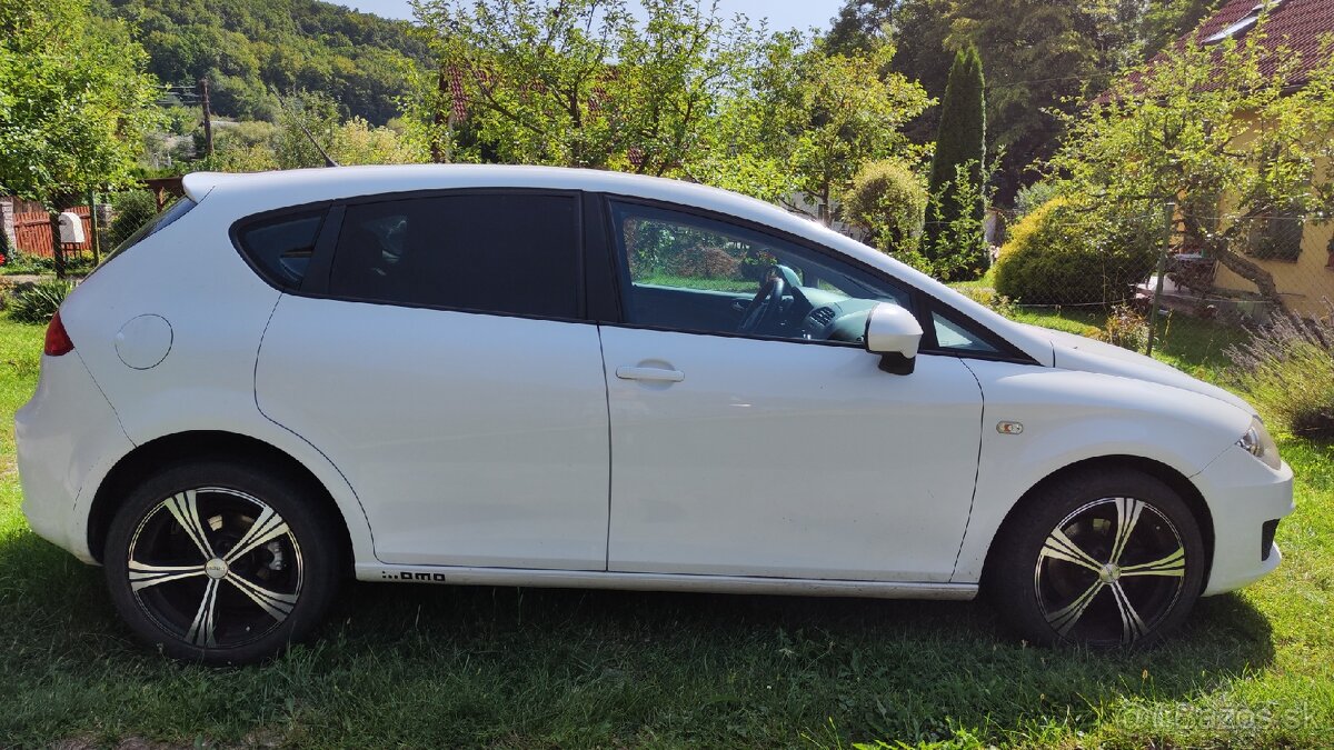 Seat Leon 1,9 TDI 66 kw 2010 - 4