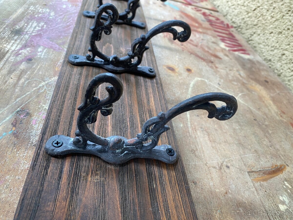 Vintage nástenný vešiak - 4