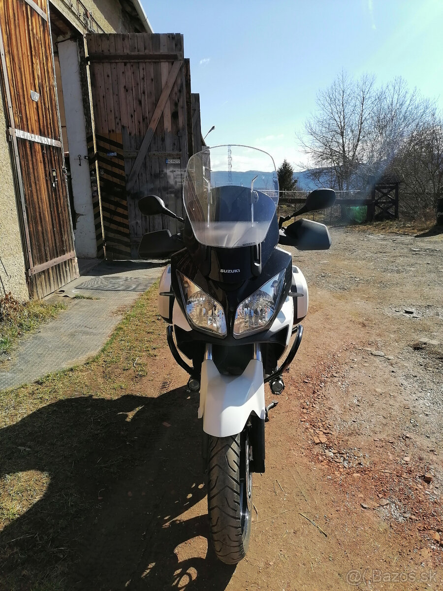 Suzuki DL650 V-Strom - 4