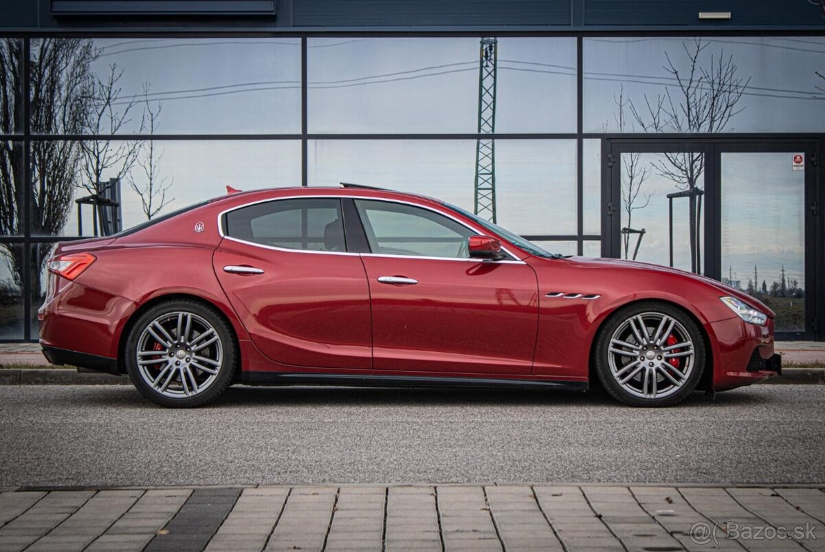 Maserati Ghibli S Q4, 302kW - 4