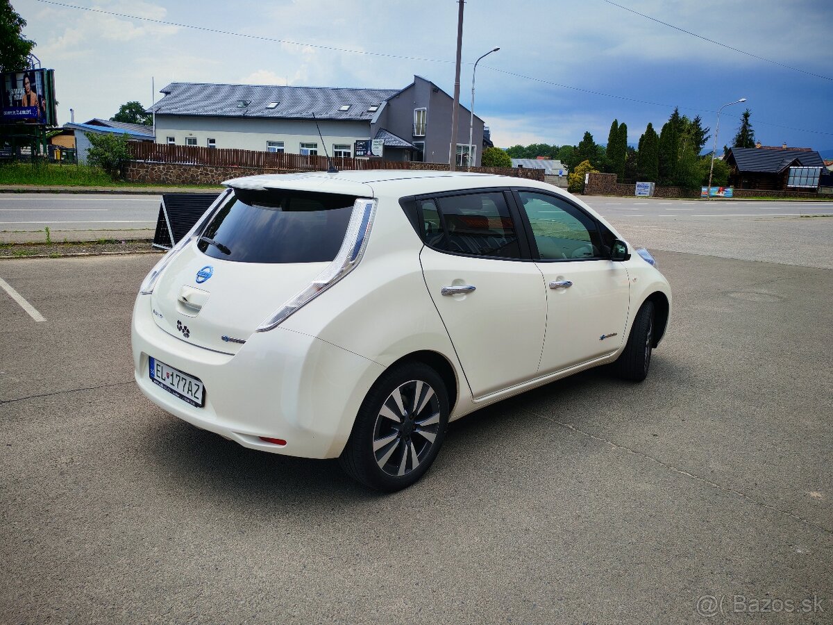 Nissan Leaf 30 kwh 80kw 10.2017 Tekna - 4