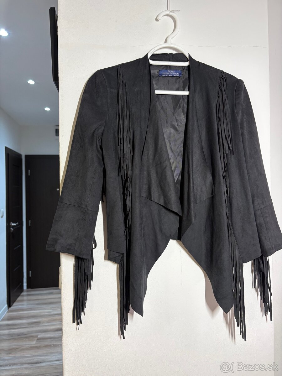 Čierna bundička so strapcami Bershka - 4