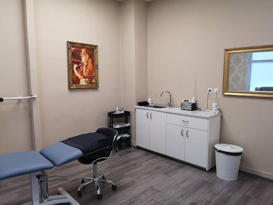 Predáme TOP EXLUZÍVNE Obchodný priestor 180m2, komplet prero - 4