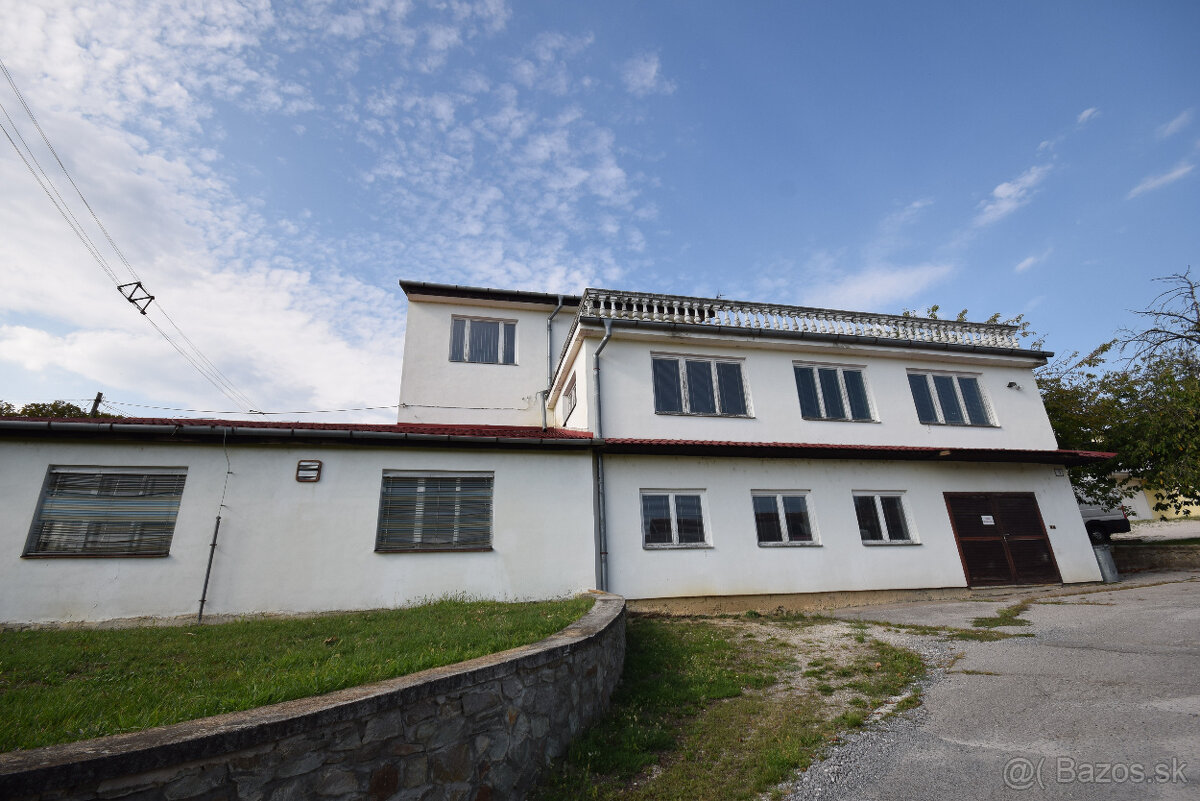 Výrobno - skladový a kancelársky objekt - 4