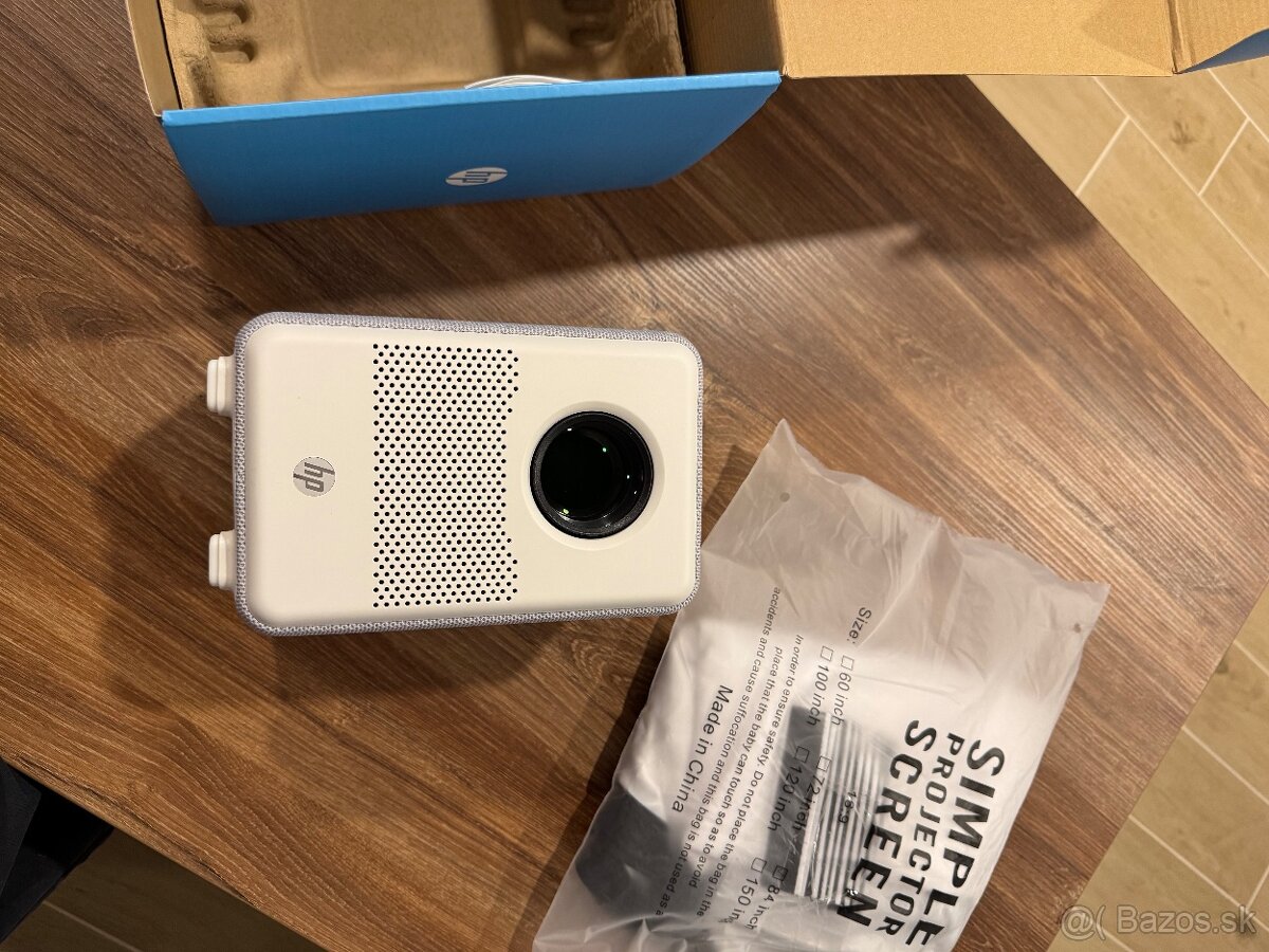 Nový HP Projector CC200 s diaľkovým ovládačom plus plátno - 4