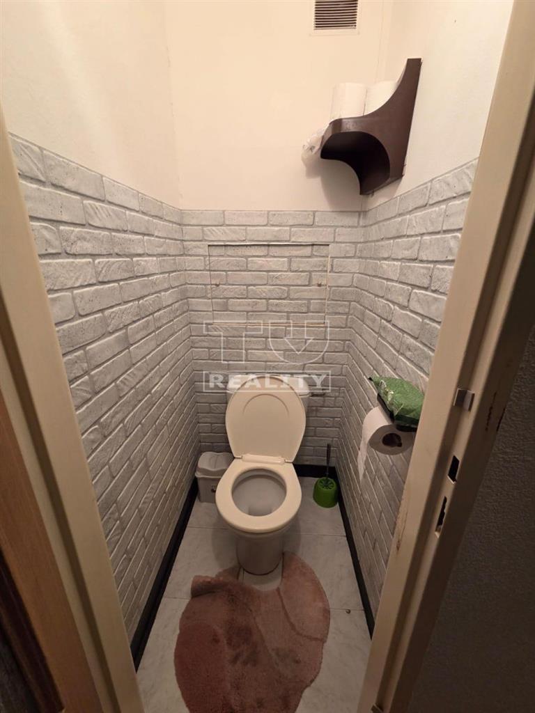 TUreality ponúka na predaj 2-izbový byt v Dolnom Kubíne. - 4