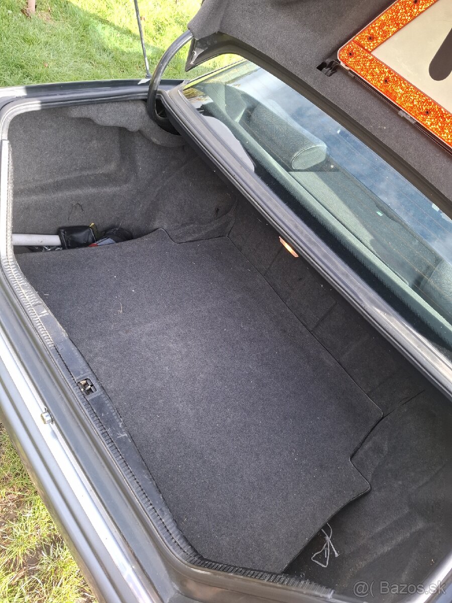 Mercedes benz W124 300D OM606 - 4