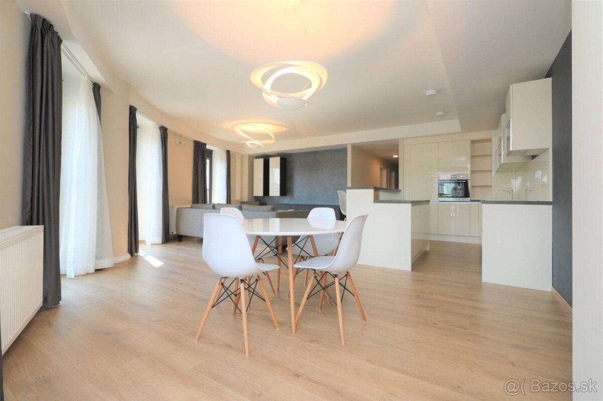 Na predaj zariadený 3-izbový byt Modrá guľa - 4