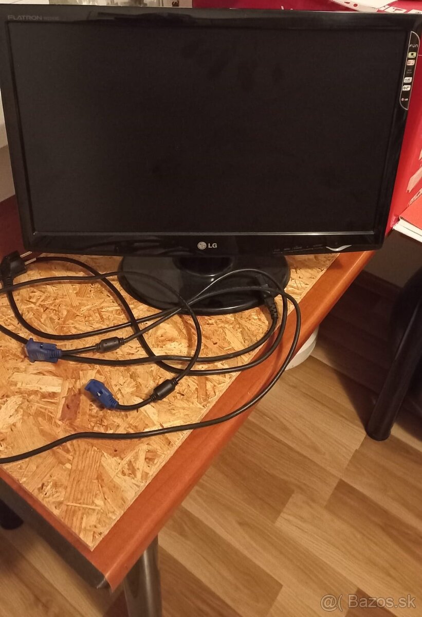 monitor k PC LG - 4