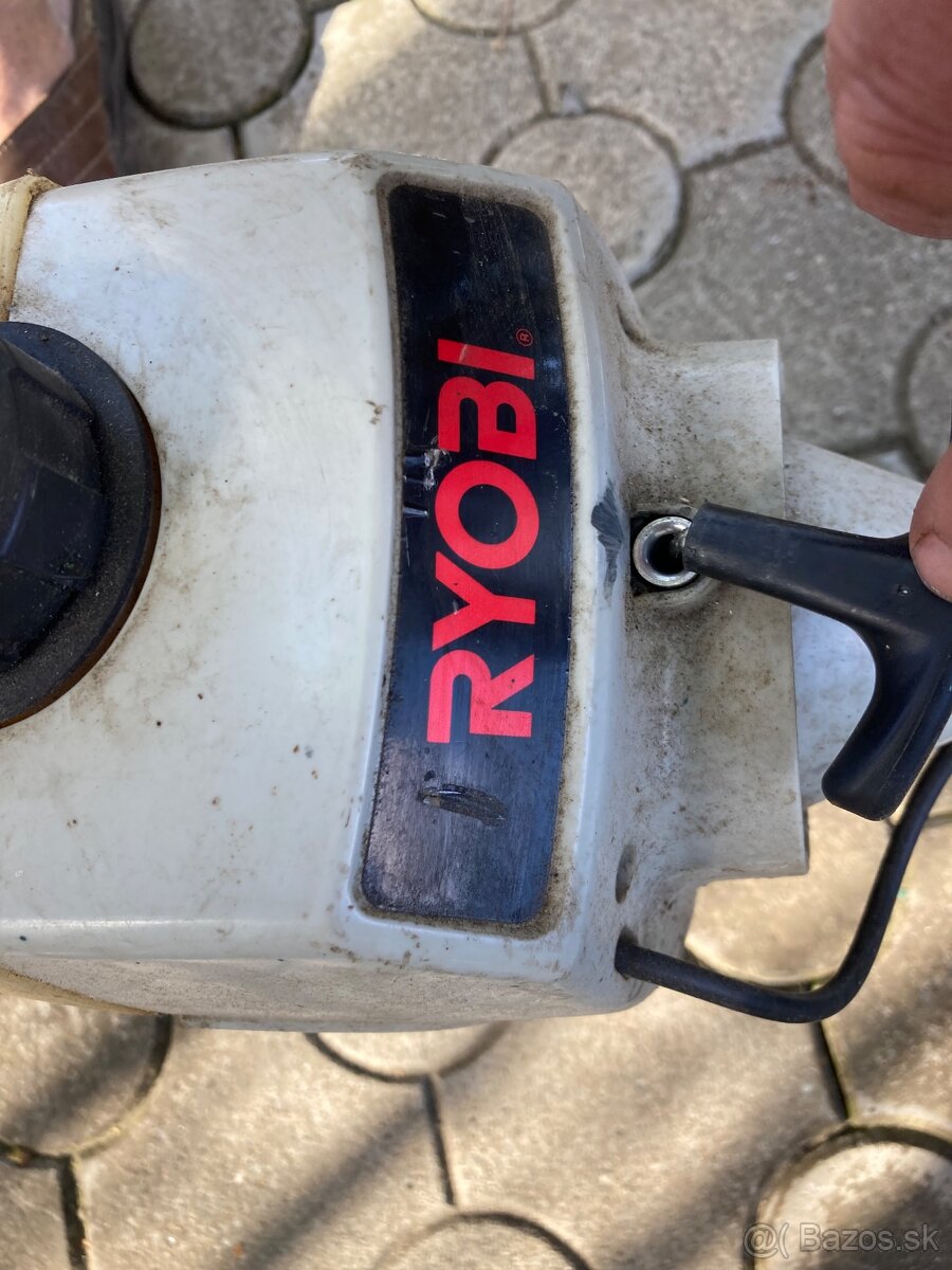 Krovinorez Ryobi - 4