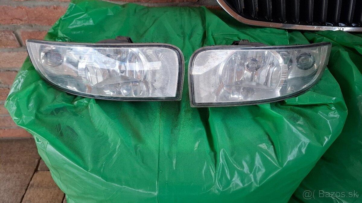 Superb 2 predná mriežka nárazníka - 4